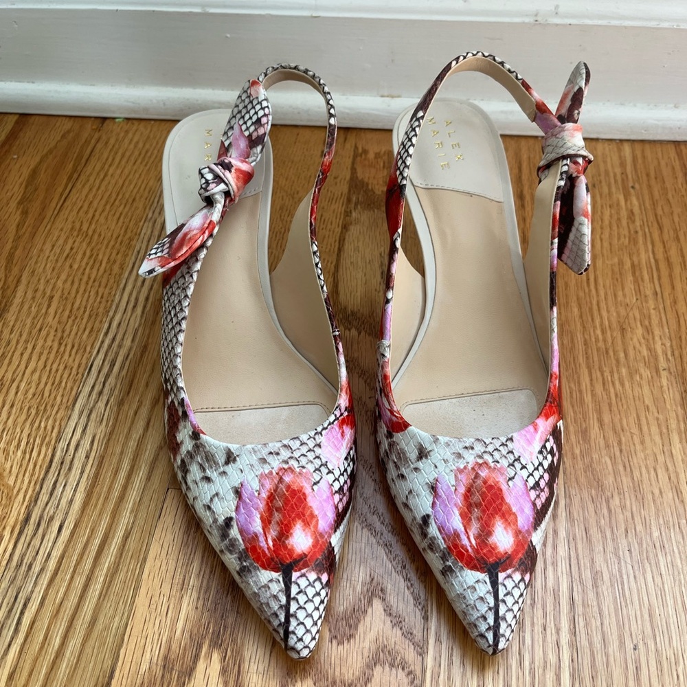 Alex Marie Pointy Floral Snake Print Slingback Pumps size 7.5M